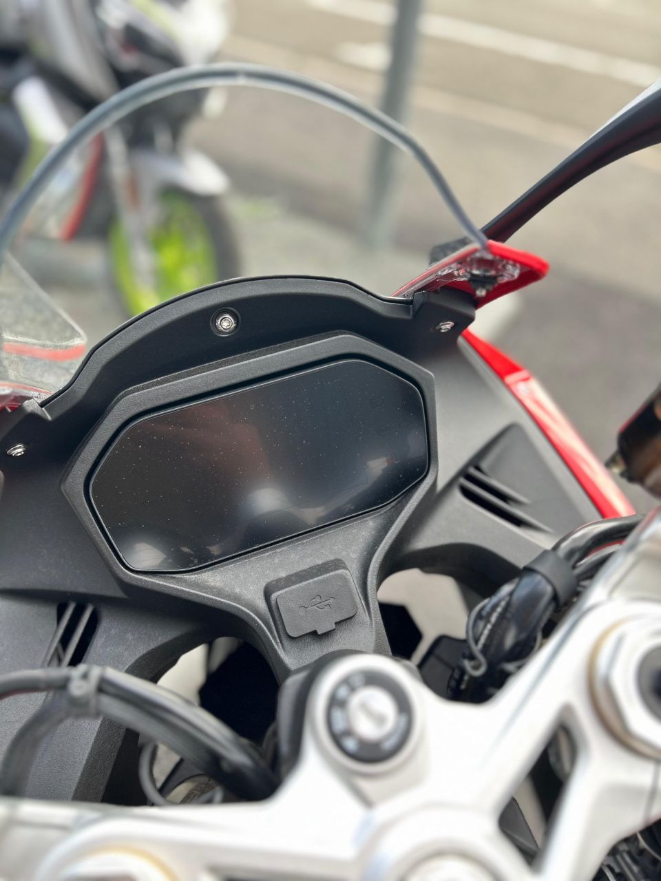 QJ MOTOR SRK 600 RS 4