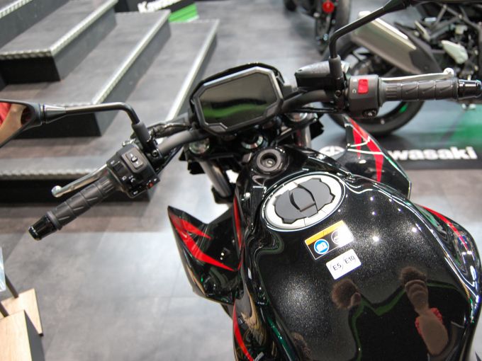 KAWASAKI Z 650 (47.5CV) 4