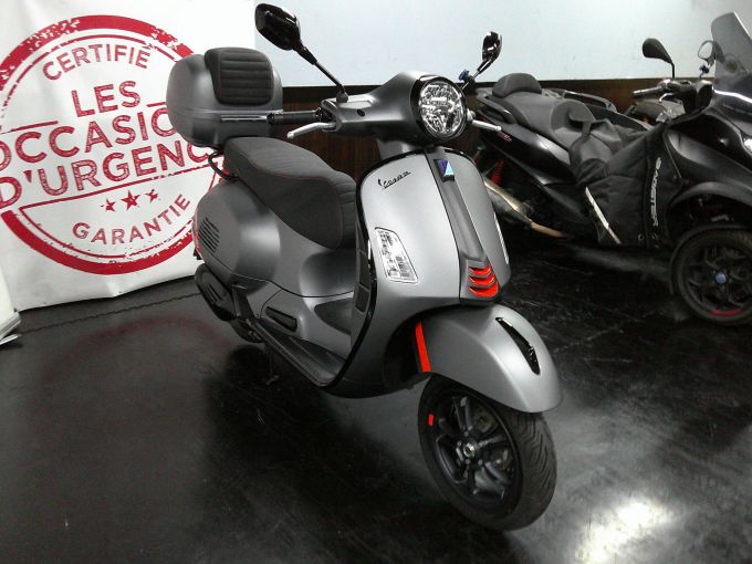 VESPA GTS 125IE SUPER 4