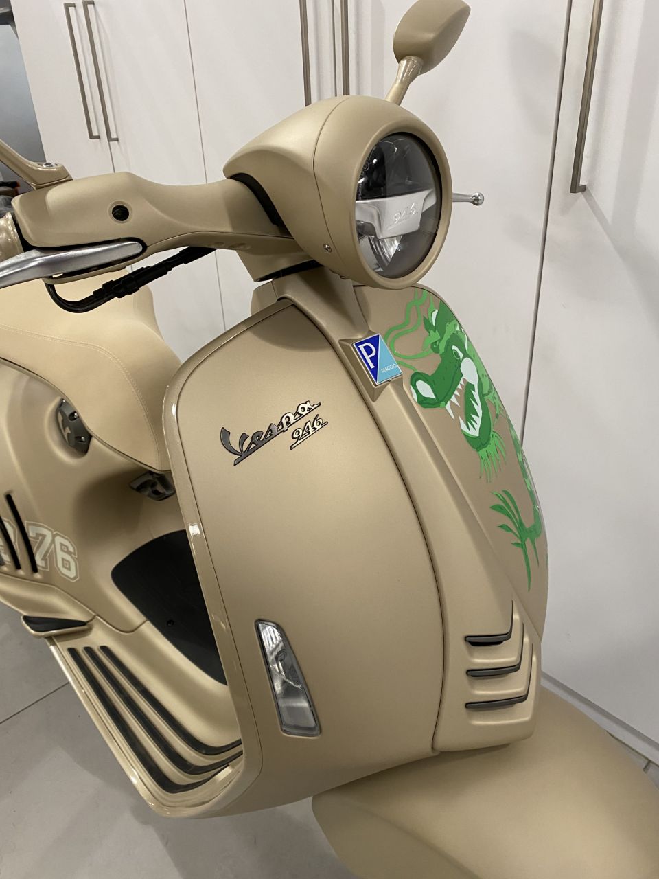 VESPA 946 ABS-ASR 125 4