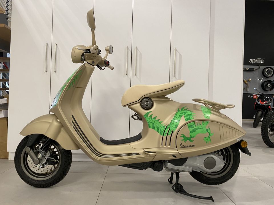 VESPA 946 ABS-ASR 125 4