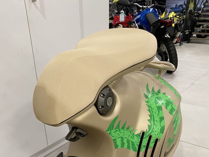 VESPA 946 ABS-ASR 125 4