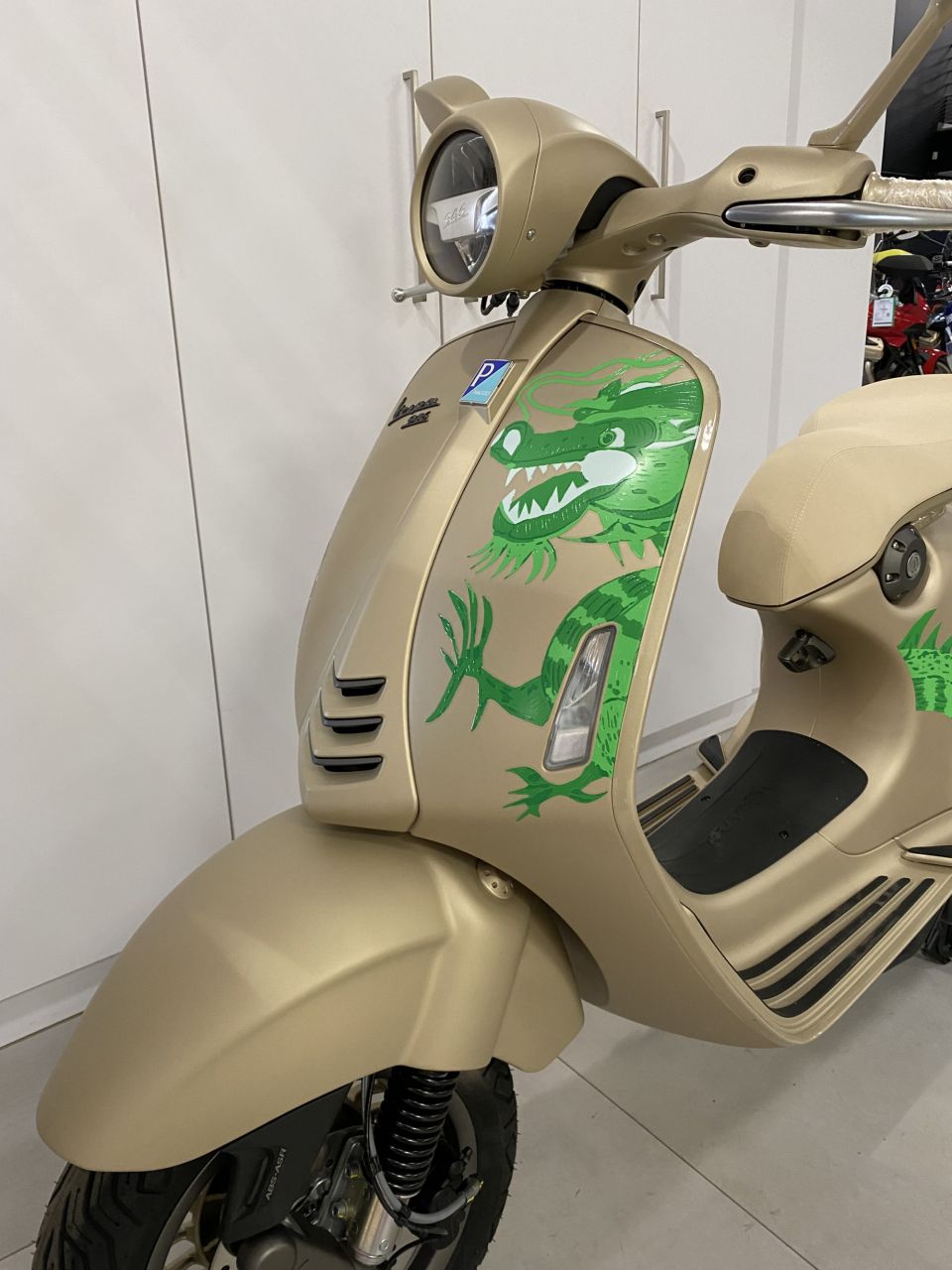 VESPA 946 ABS-ASR 125 4