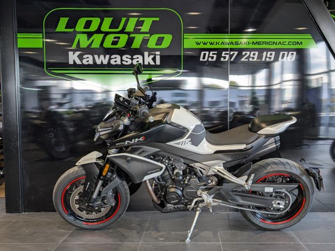 CF MOTO 800 nk advanced 4