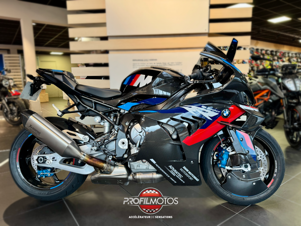 BMW M 1000RR 4
