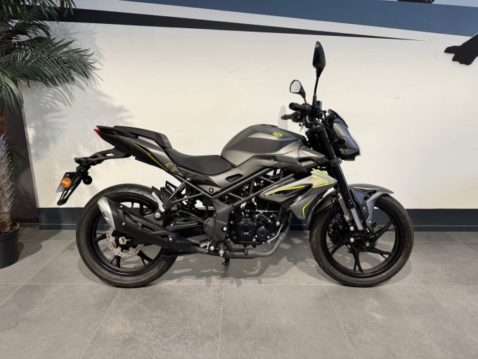 BENELLI BN 125 4