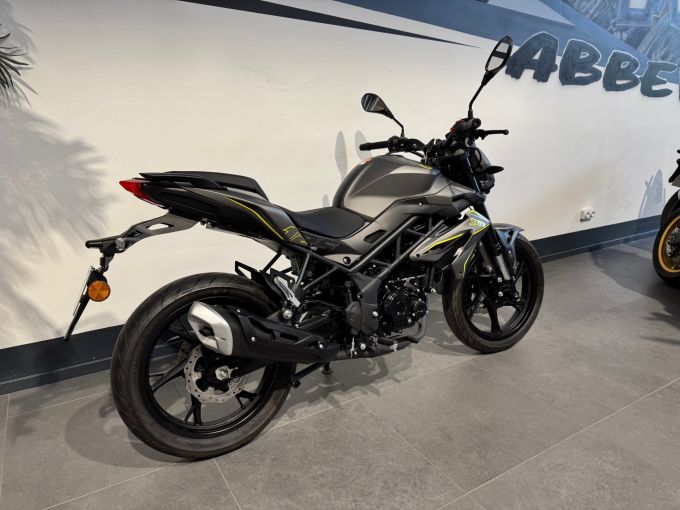 BENELLI BN 125 4