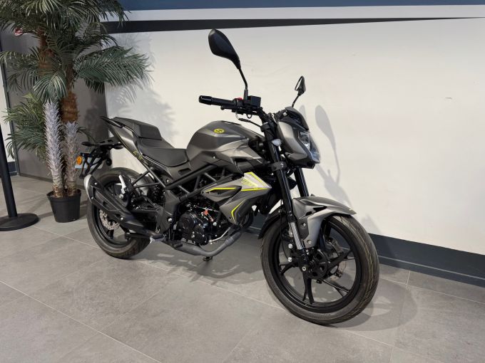 BENELLI BN 125 4