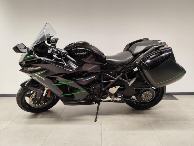 KAWASAKI Ninja H2 SX 4