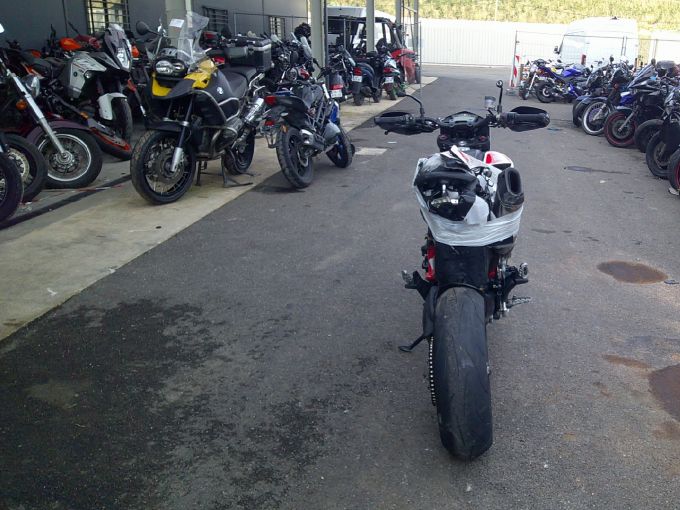 DUCATI HYPERMOTARD 4