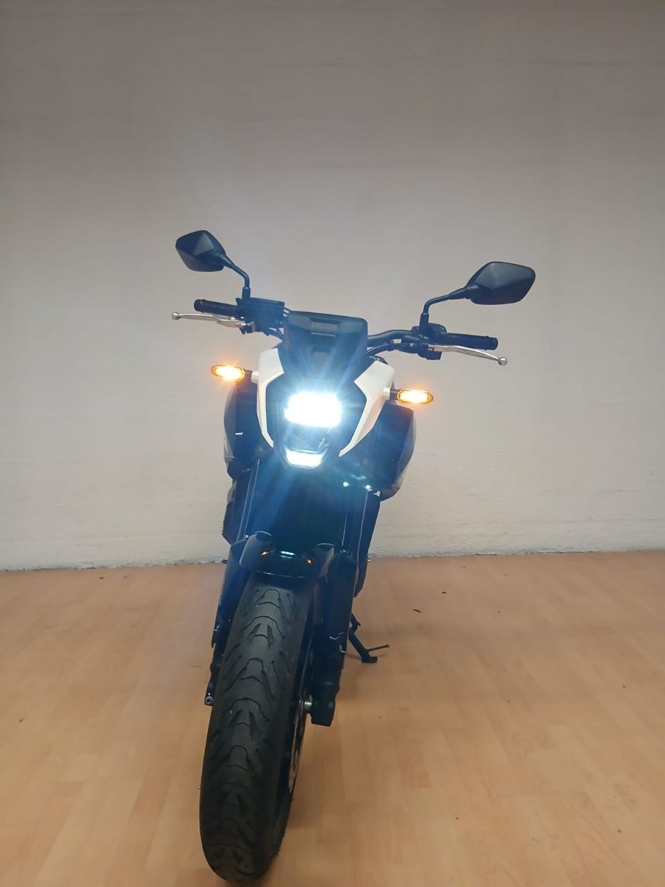 HONDA CB 500 Hornet 4