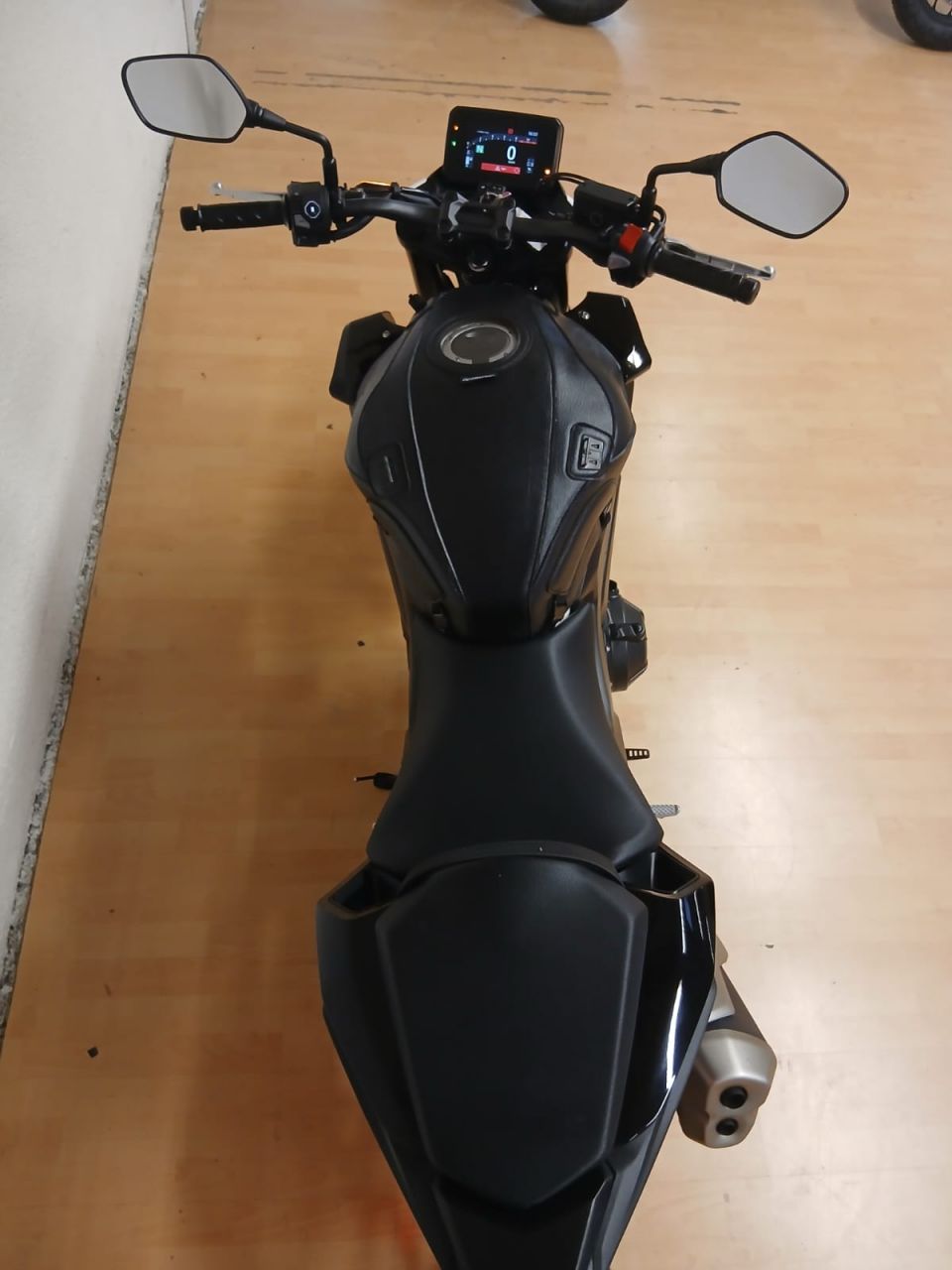 HONDA CB 500 Hornet 4