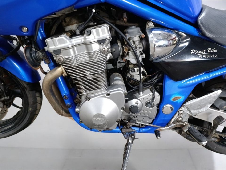 SUZUKI GSF 600 BANDIT 4