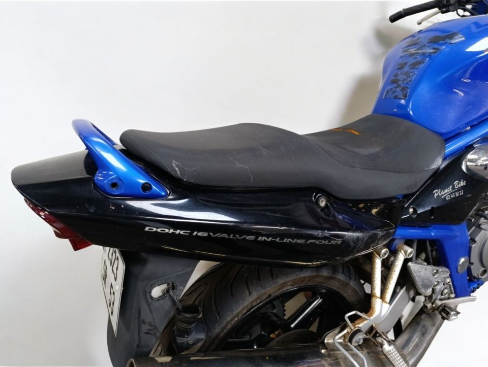 SUZUKI GSF 600 BANDIT 4