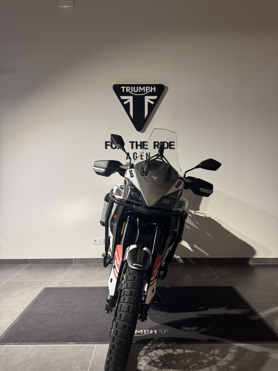 MOTO MORINI X-cape 650 4