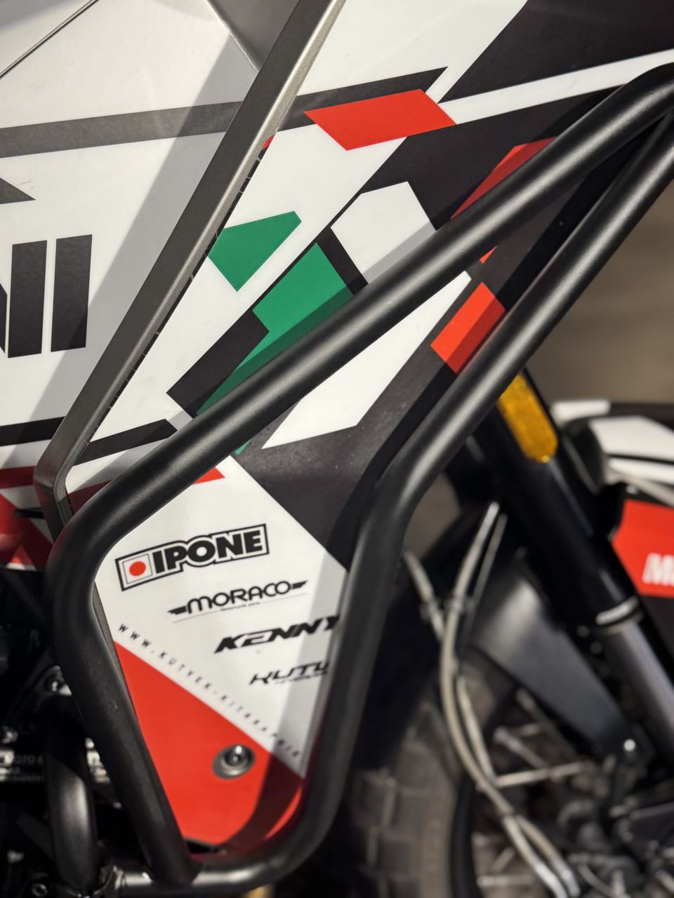 MOTO MORINI X-cape 650 4