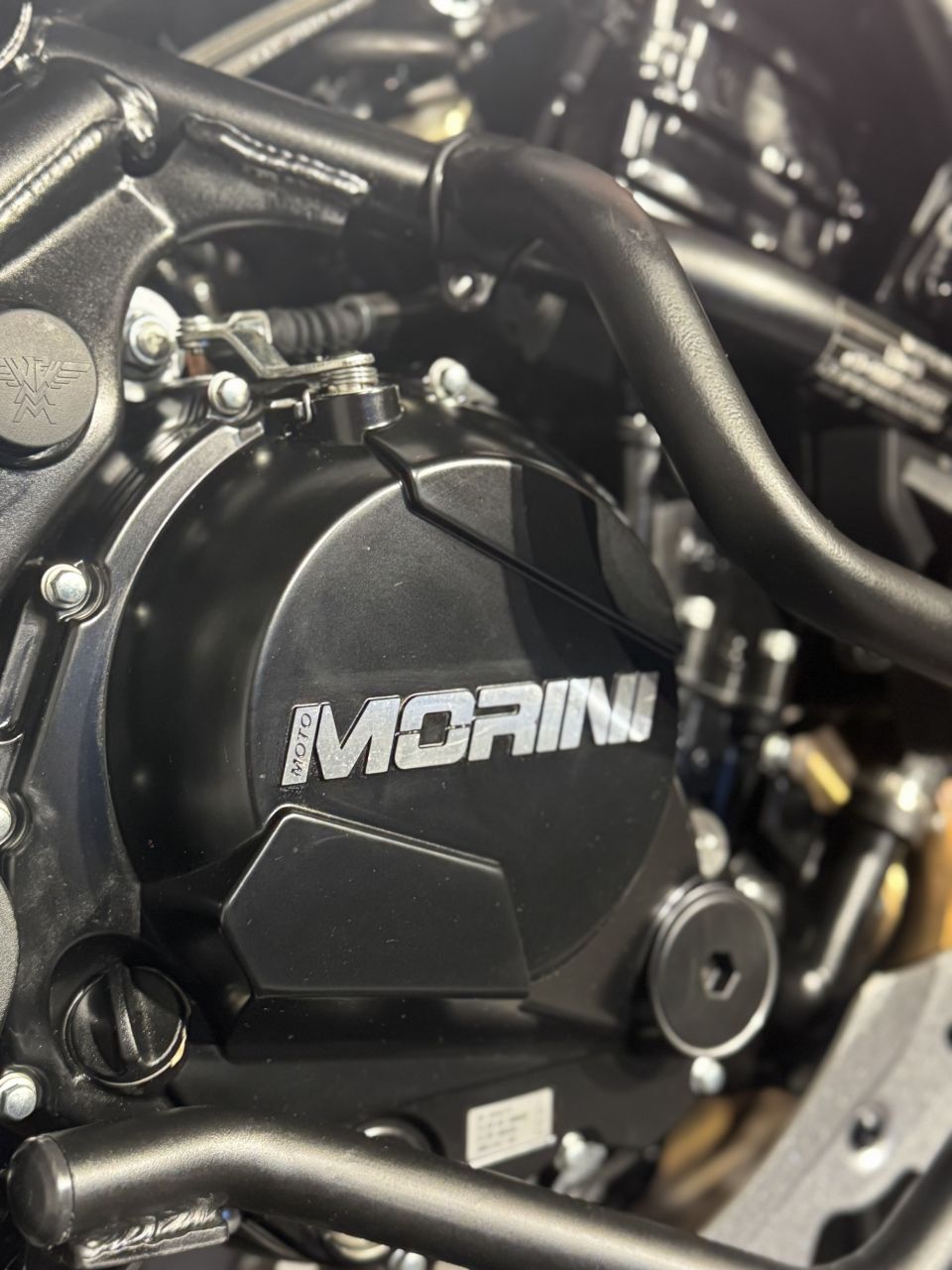 MOTO MORINI X-cape 650 4