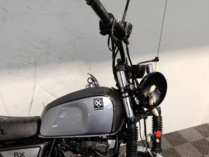 BRIXTON MOTORCYCLES BX 125 4