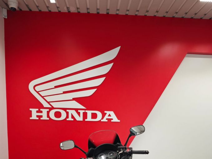 HONDA CBF 600 S 4