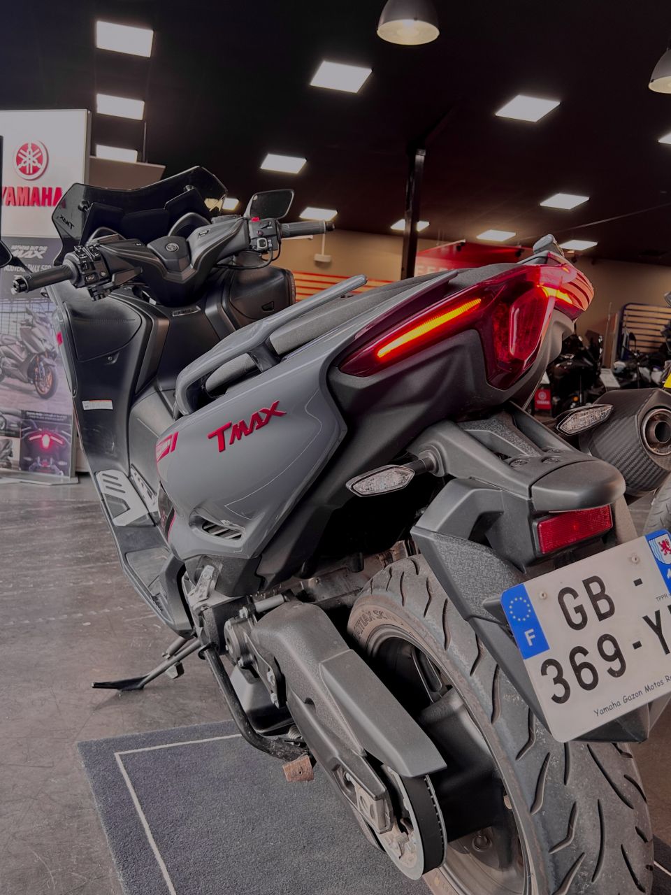 YAMAHA XP T-MAX 560 TECH MAX 4