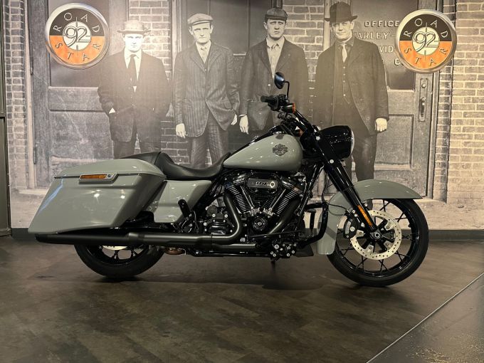 HARLEY-DAVIDSON TOURING ROAD KING 1868 SPECIAL 4