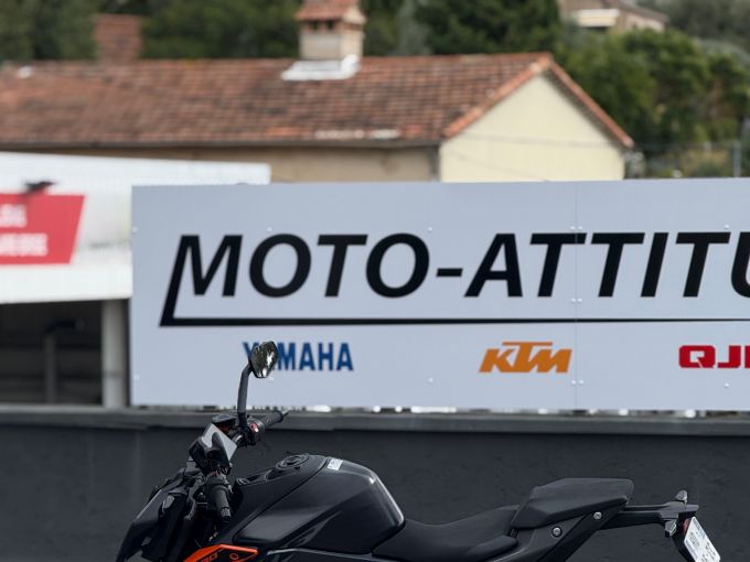 KTM 990 DUKE 4
