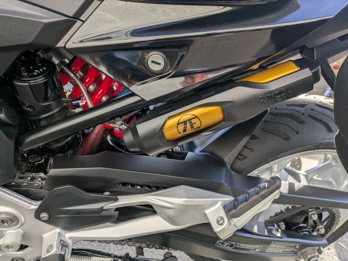 BMW F 800 R 47.5CV 4