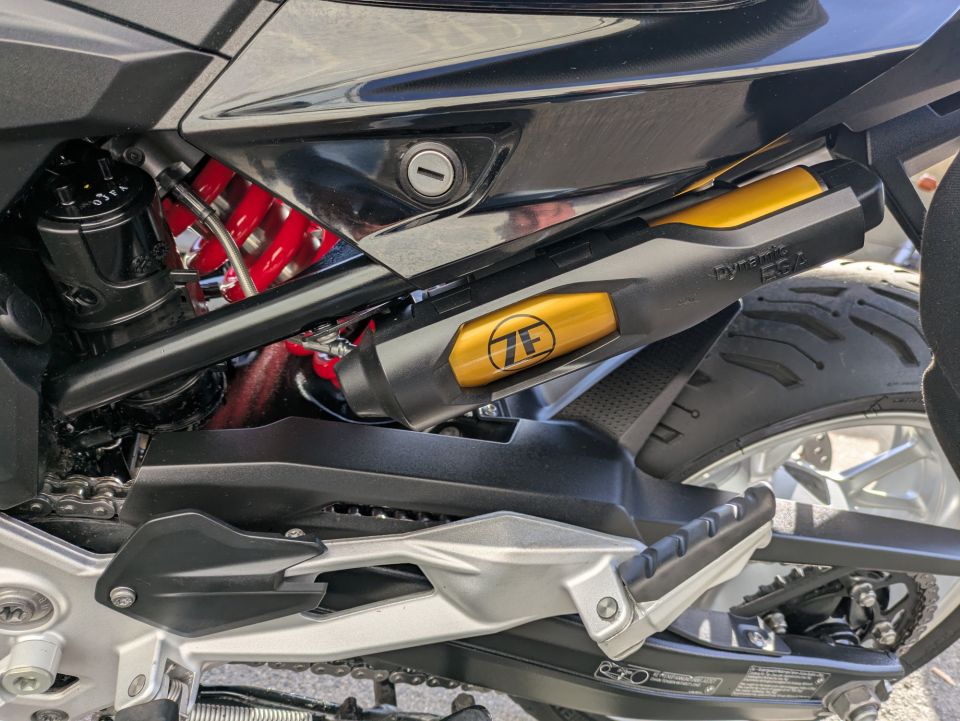 BMW F 800 R 47.5CV 4