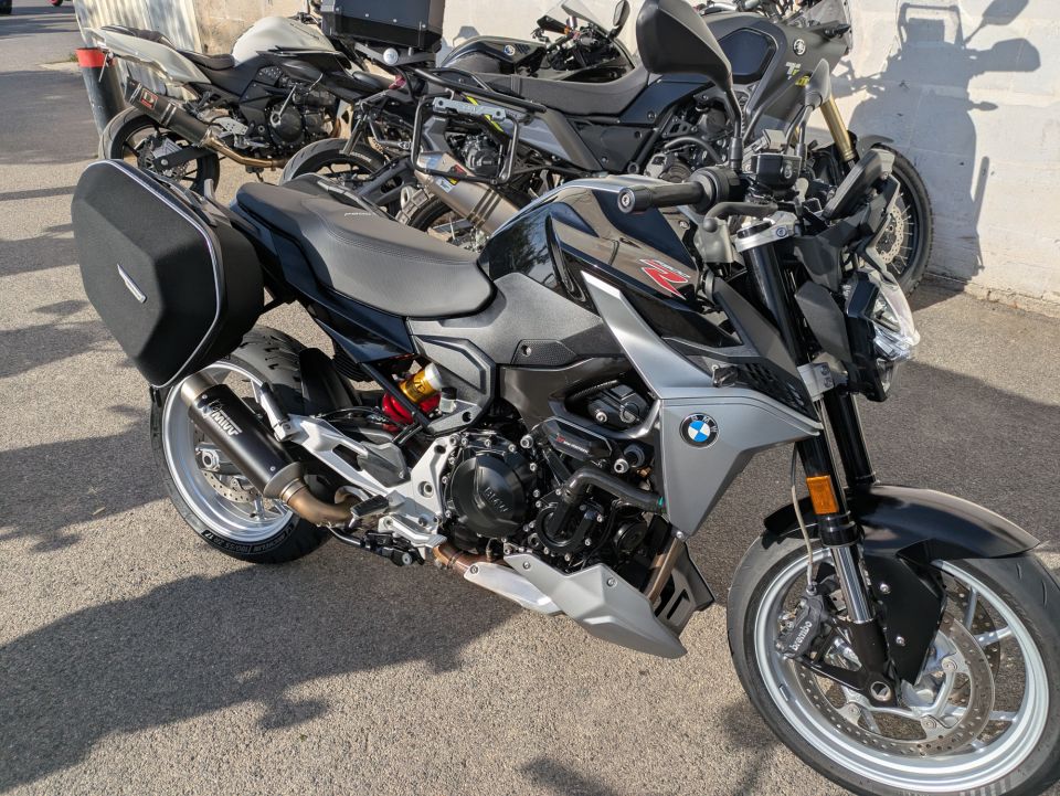 BMW F 800 R 47.5CV 4