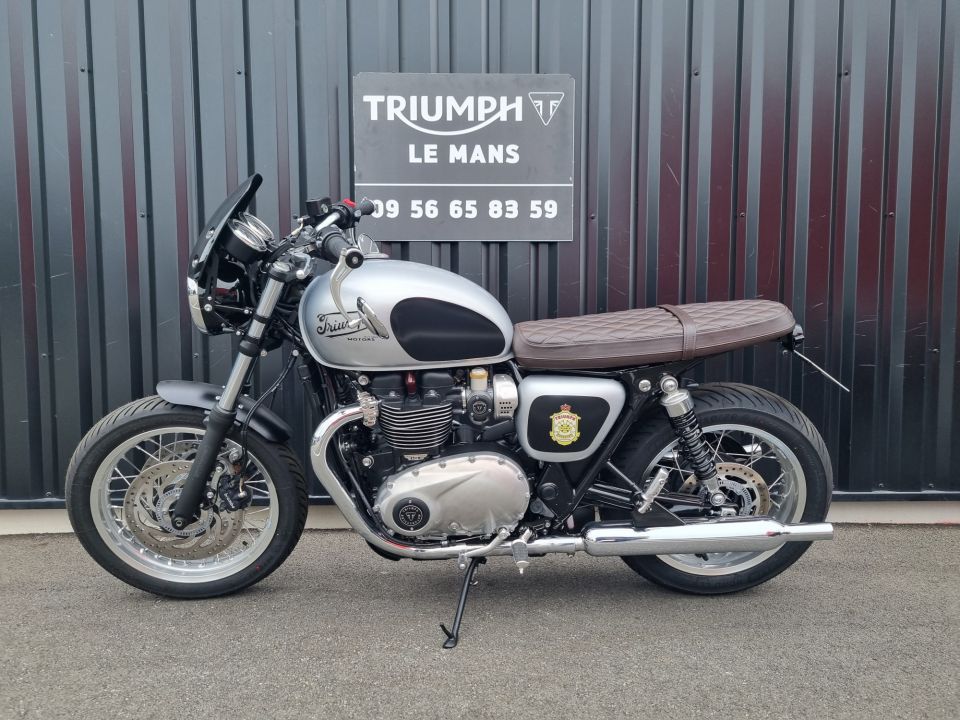 TRIUMPH BONNEVILLE T120 4