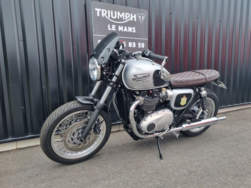 TRIUMPH BONNEVILLE T120 4