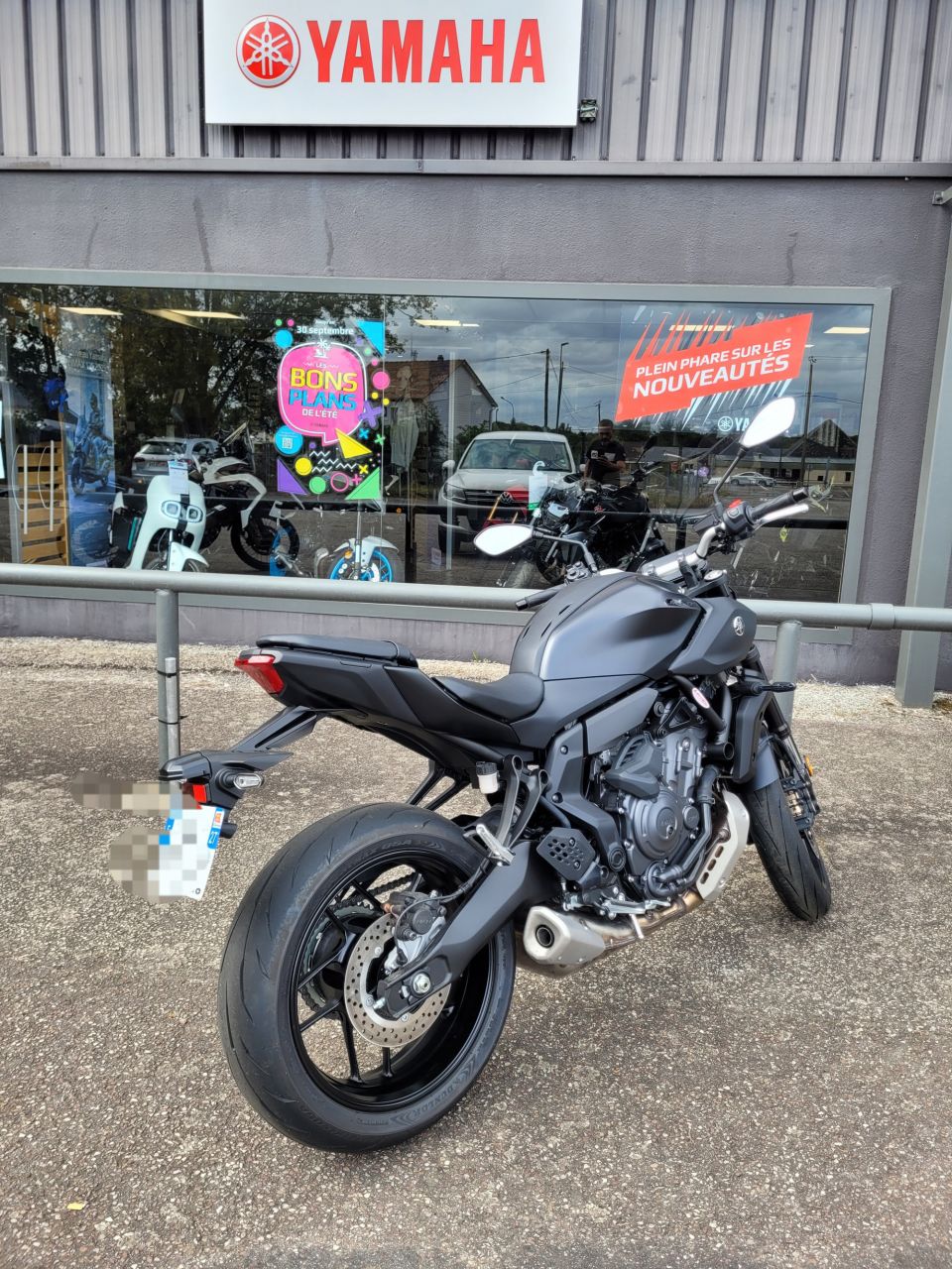 YAMAHA MT-07 Y-AMT 4