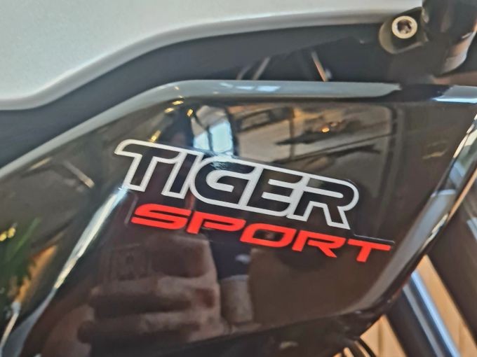TRIUMPH TIGER SPORT 660 4