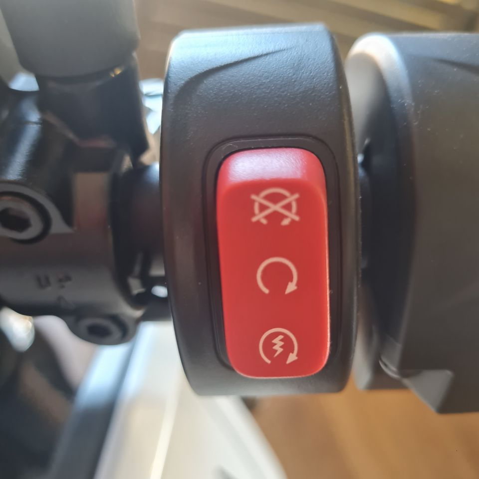 TRIUMPH TIGER SPORT 660 4