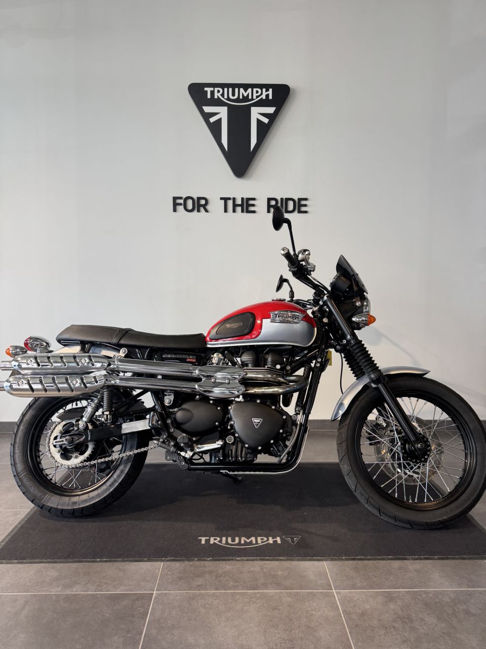 TRIUMPH SCRAMBLER 900 4