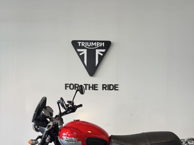 TRIUMPH SCRAMBLER 900 4