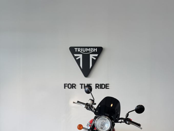 TRIUMPH SCRAMBLER 900 4