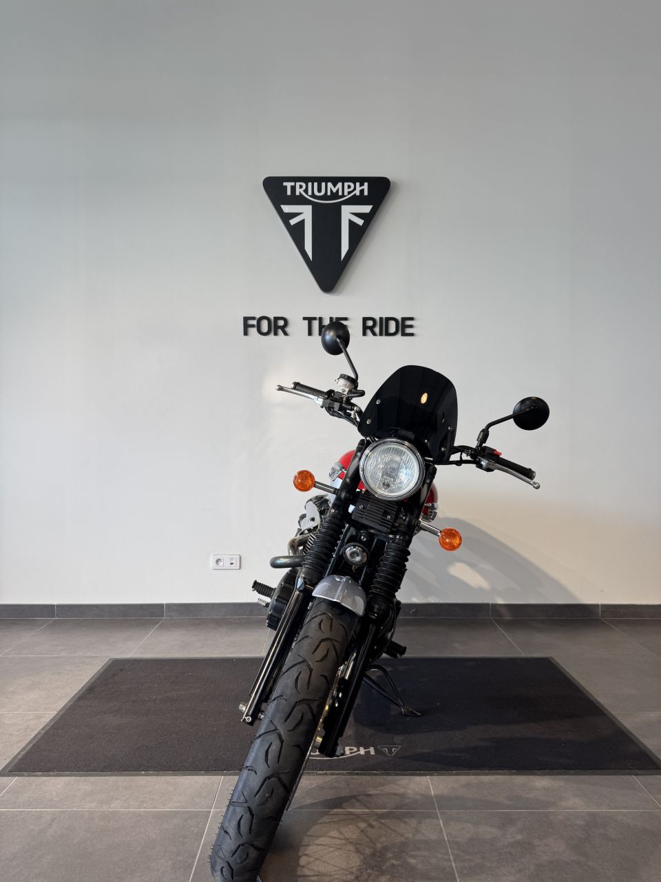 TRIUMPH SCRAMBLER 900 4