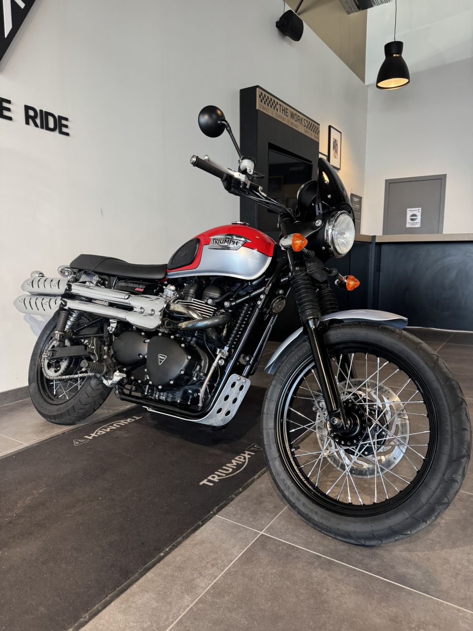 TRIUMPH SCRAMBLER 900 4