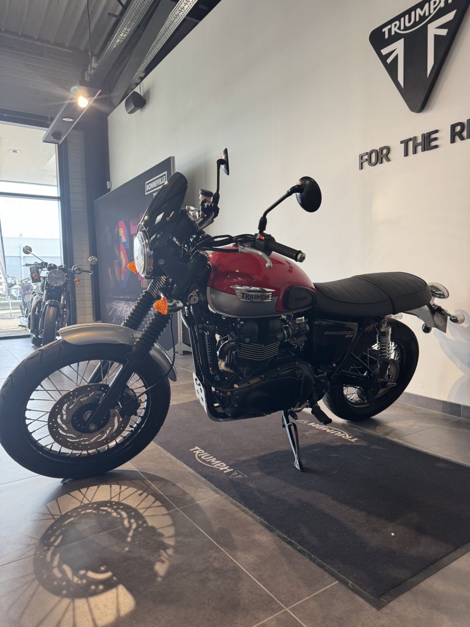 TRIUMPH SCRAMBLER 900 4