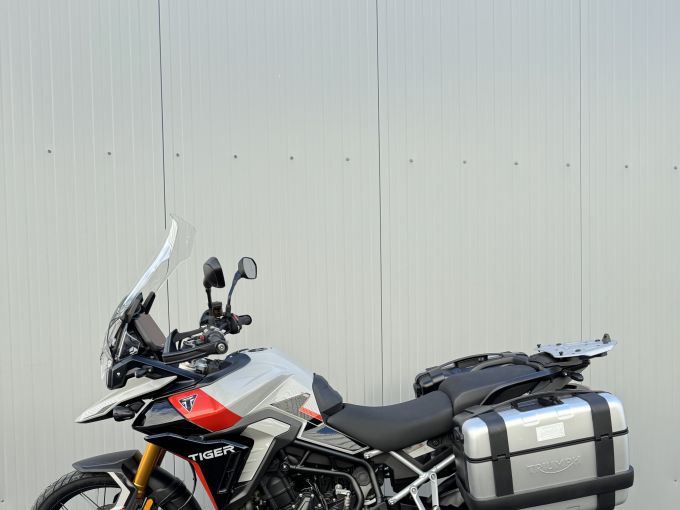 TRIUMPH TIGER 900 RALLY PRO 4