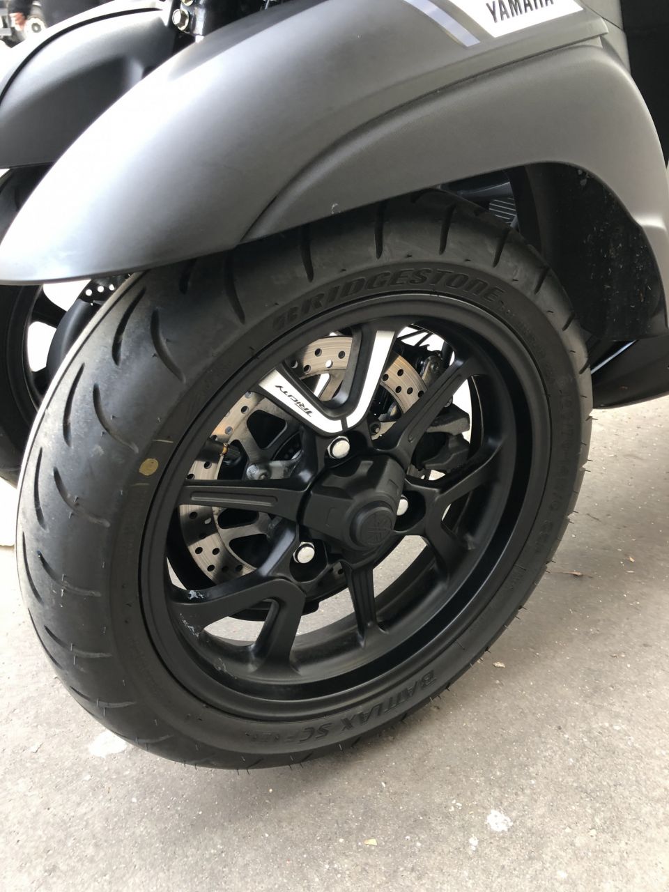 YAMAHA TRICITY 300 4