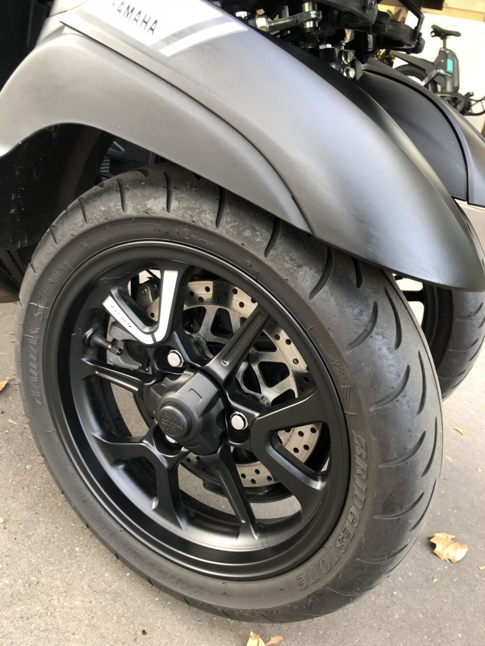 YAMAHA TRICITY 300 4