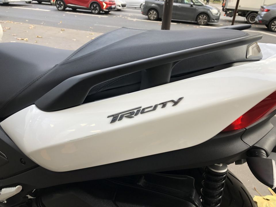 YAMAHA TRICITY 300 4