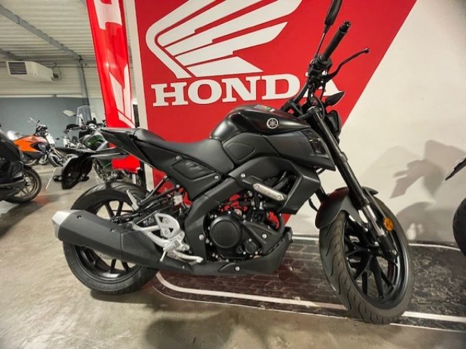 YAMAHA MT-125 ABS 4