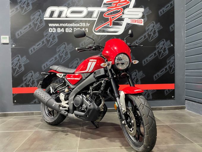 YAMAHA XSR 125 4