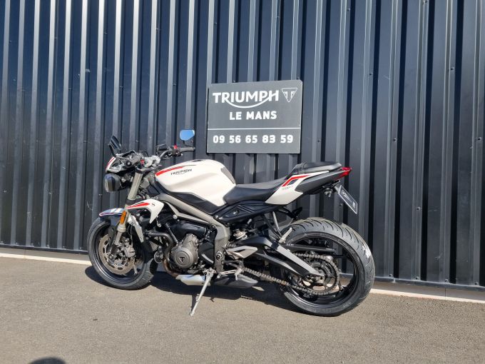 TRIUMPH STREET TRIPLE 660 S A2 4