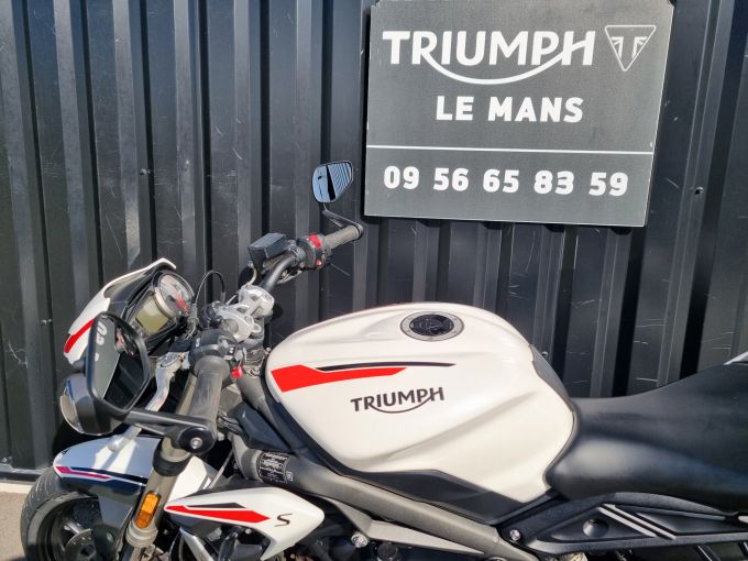 TRIUMPH STREET TRIPLE 660 S A2 4