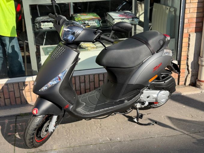 PIAGGIO ZIP 50 4T 4
