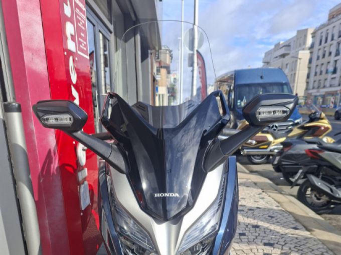 HONDA FORZA 300 ABS 4